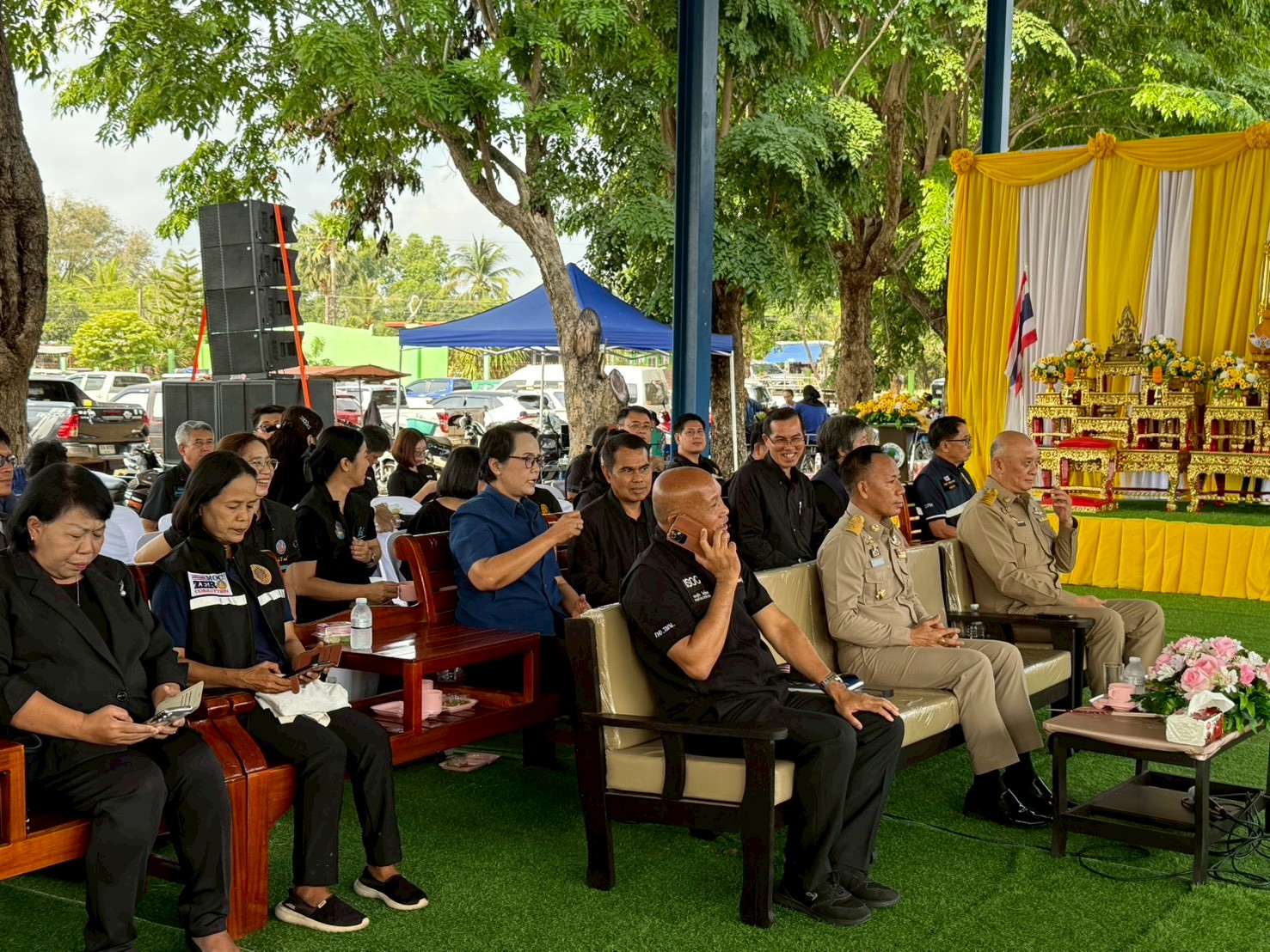 title - วันที่ 22 เมษายน 2569 นายวิทูล ประดิษฐบุญ ปฏิรูปที่ดินจังหวัดปราจีนบุรี  พร้อมด้วย เจ้าหน้าที่ ส.ป.ก.ปราจีนบุรี เข้าร่วมโครงการจังหวัดเคลื่อนที่  โครงการ 